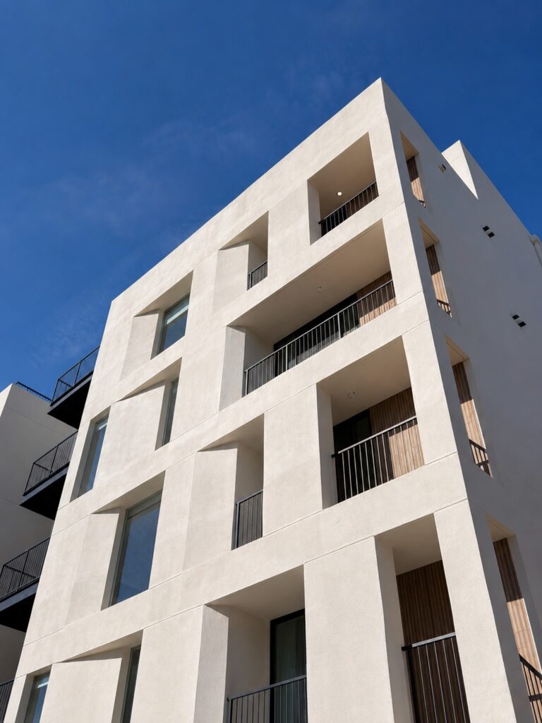 Purdue2460 façade detail with recessed balconies, Los Angeles